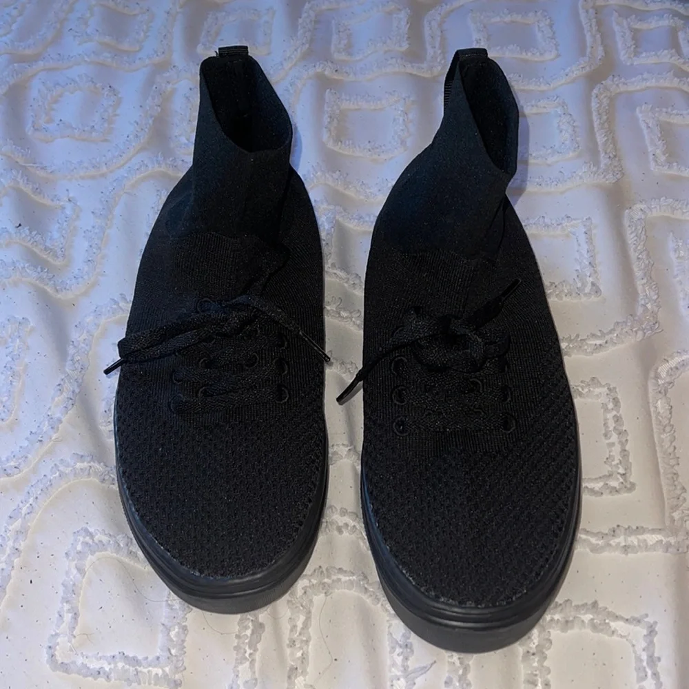 Unisex “People Footwear” slip on shoes. - Picture 2 of 4